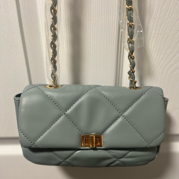 New Dusty Blue Rectangular Quilted Chain Strap Clasp Bag - Picture 5 of 8